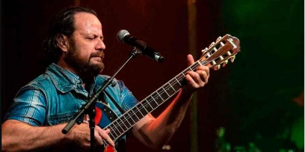 Nicho Hinojosa Regresa a Cancún con una Bohemia&nbsp;única